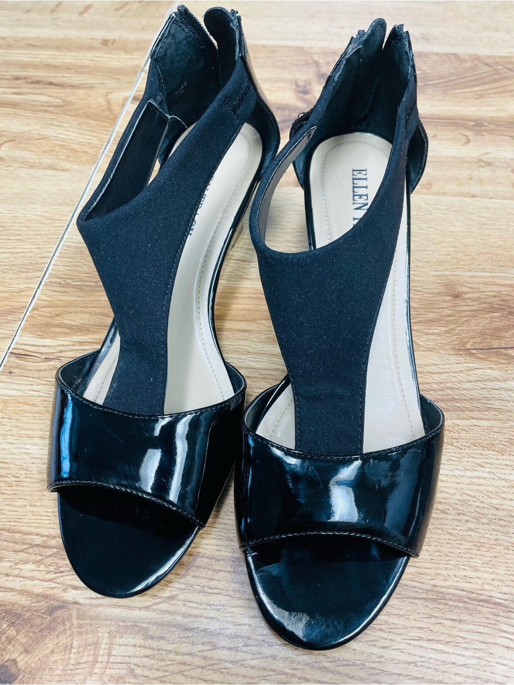 Ellen Tracy Black Patent Open-Toe Slingback Sandals - Picture 4 of 7